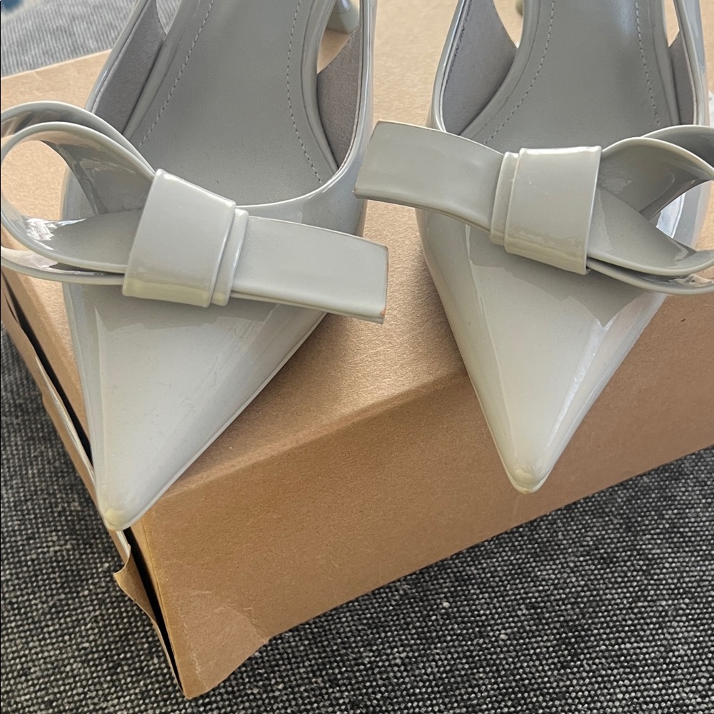 BibiLou (nwt)Gray Patent Leather Slingback Heels - Picture 2 of 6